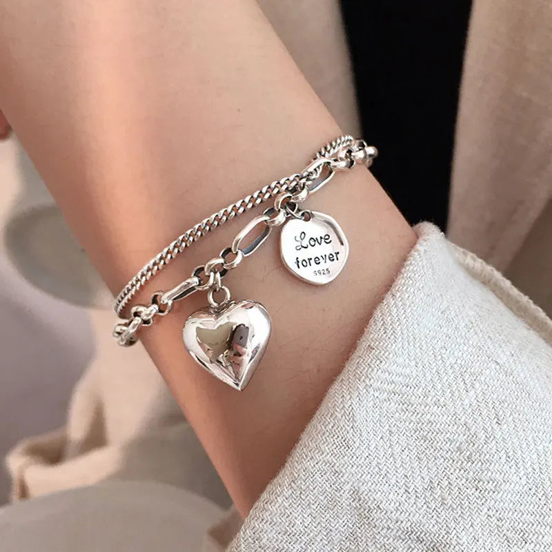 Love Forever Armband – Silberne Eleganz